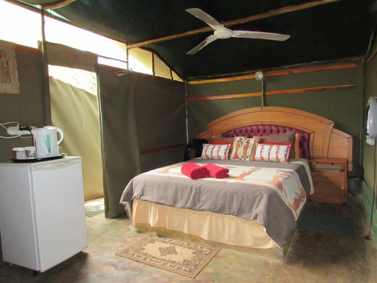Amanzimlotzi Riverside Bush Camp Hoedspruit Exterior foto